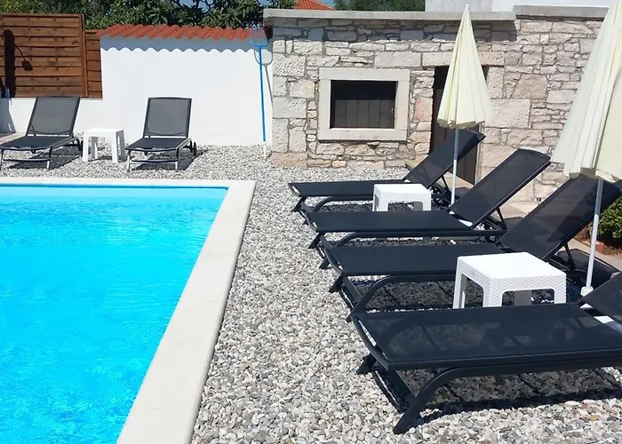 Holiday Home Latin