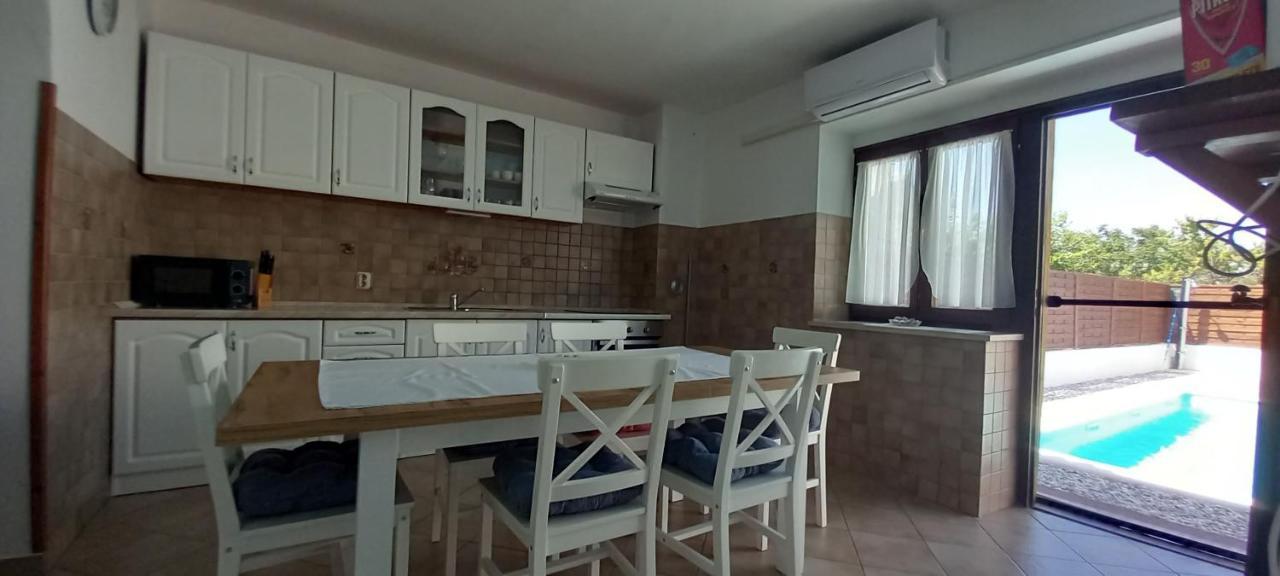 Holiday home Latin Peruski